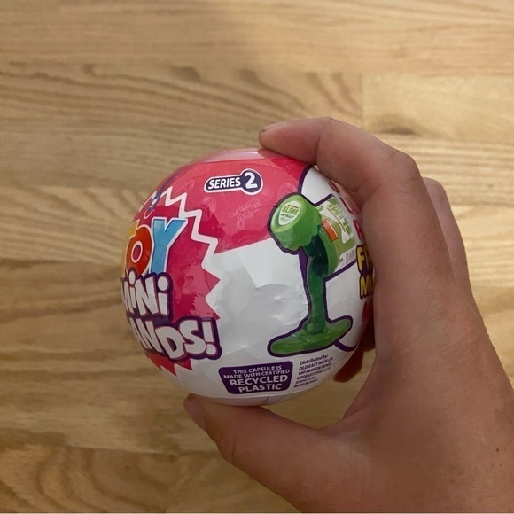 Mini Brands Toys Series 2 NEW - Picture 3 of 4